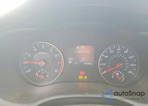 2019 Kia Stinger z USA, uszkodzony, nr VIN KNAE15LA7K6047625